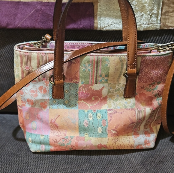 Fossil Leather Pink and Cream Patchwork Tote with Brown Leather Handles - Picture 9 of 11